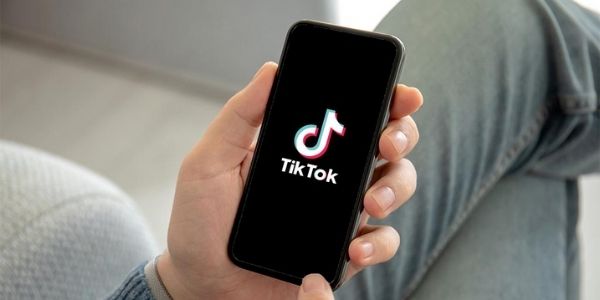 phần mềm tăng follow tiktok